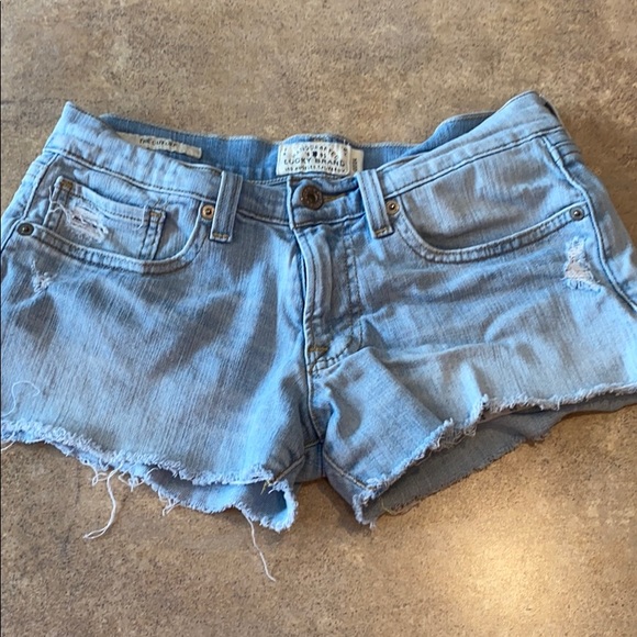 Women’s Lucky Brand jeans shorts size 00 or 24 - Picture 1 of 7